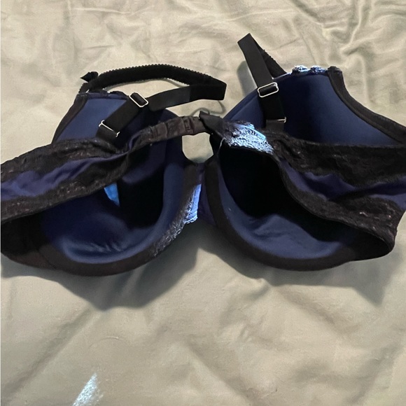 2 size 38D modern movement bras, 1 NWOT, 1 EUC - Picture 5 of 9